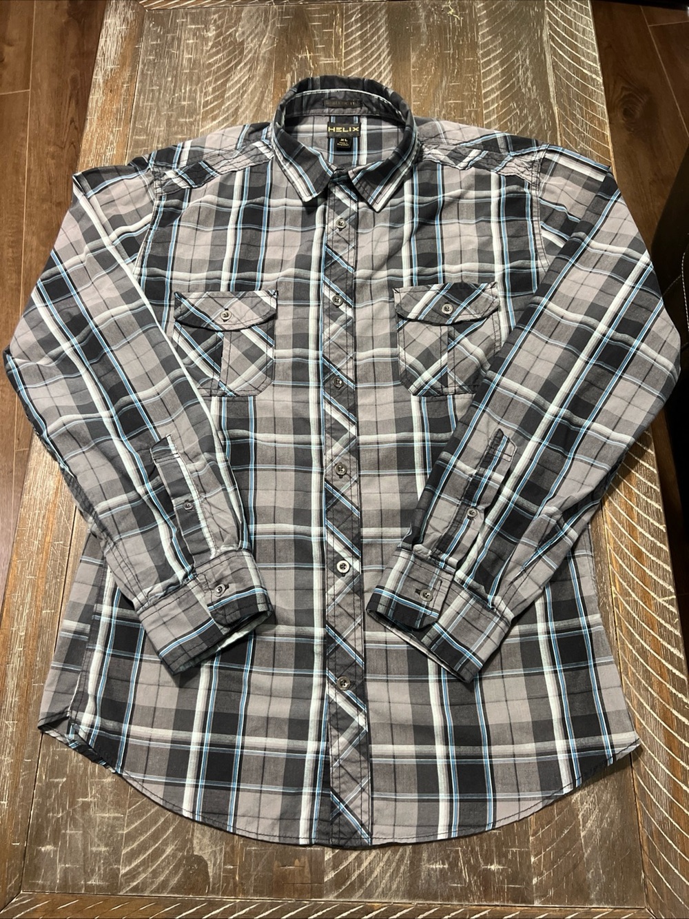 HELIX ATHELETIC FIT MEN'S LONG SLEEVE RETRO STYLE CASUAL DRESS SHIRT - SIZE XL